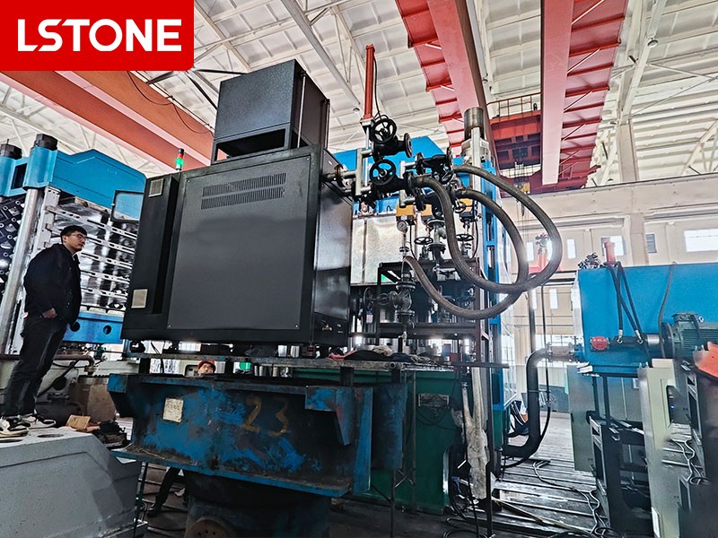 玻璃纖維防護板成型模溫機